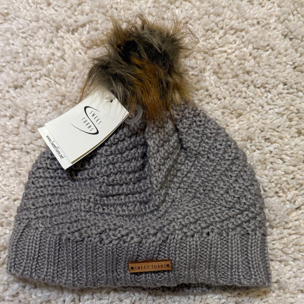 New gray hat faux fur women one size fleece inside black winter warm